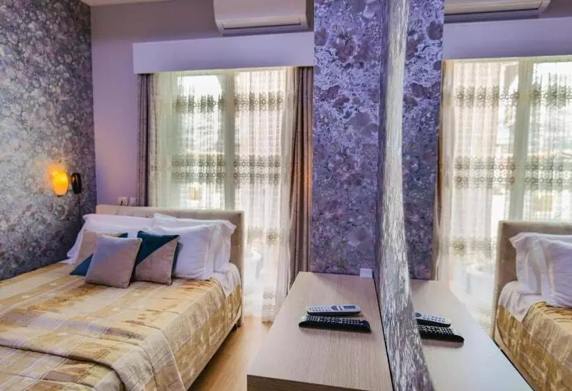 ホテル Number One