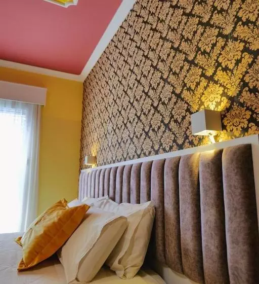 ホテル Number One