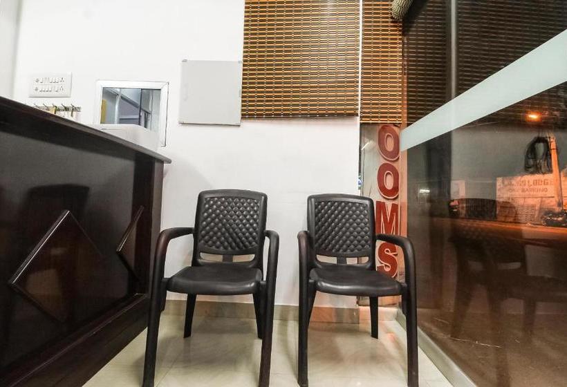 בית מלון כפרי Oyo 47541 Blue Falls Resort