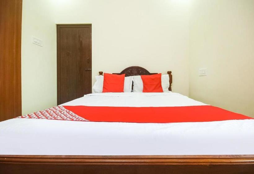 בית מלון כפרי Oyo 47541 Blue Falls Resort