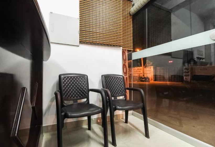 בית מלון כפרי Oyo 47541 Blue Falls Resort