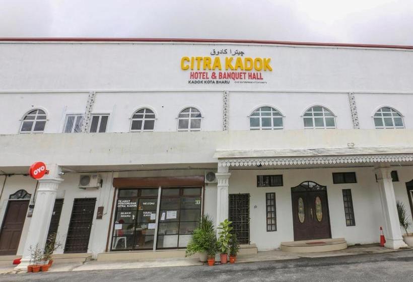 فندق Oyo 90115 Citra Kadok  & Banquet Hall