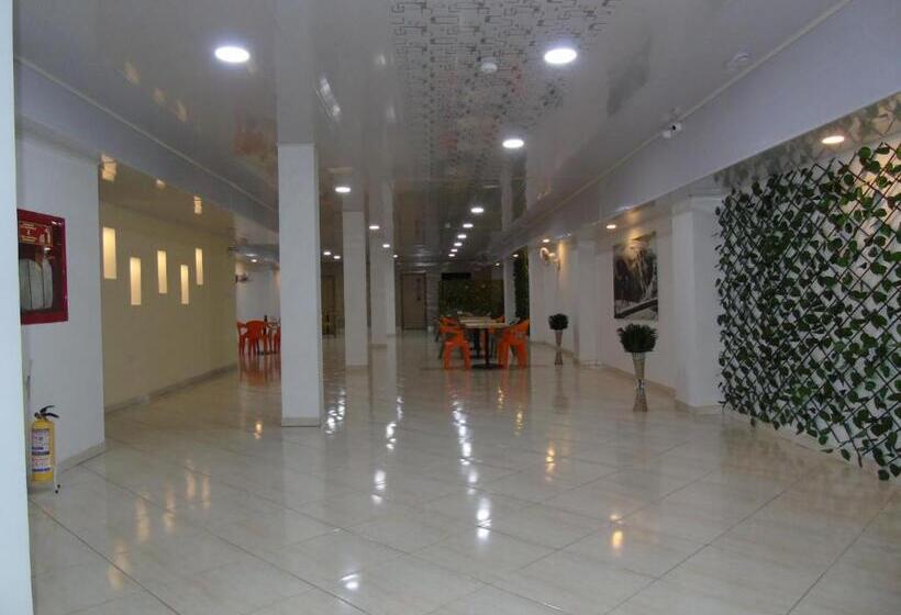 酒店 Paradise Del Cafe