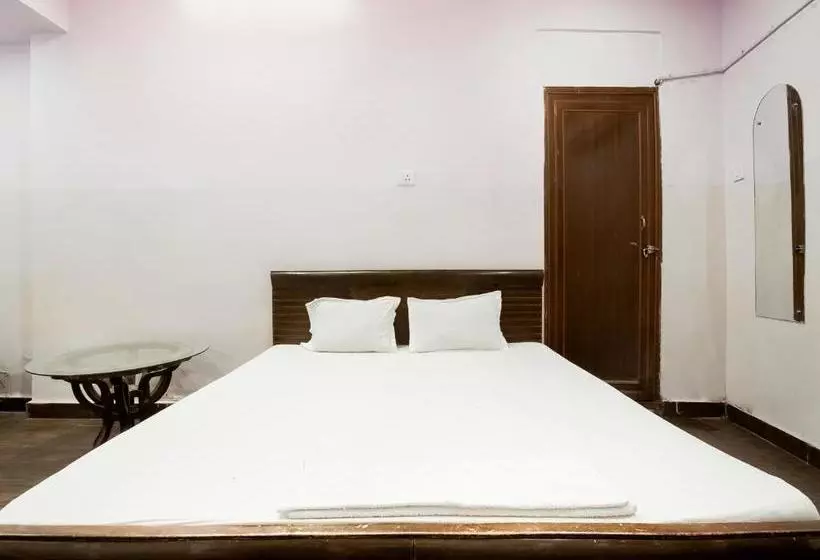 Hotelli Spot On 45024 Anand Inn