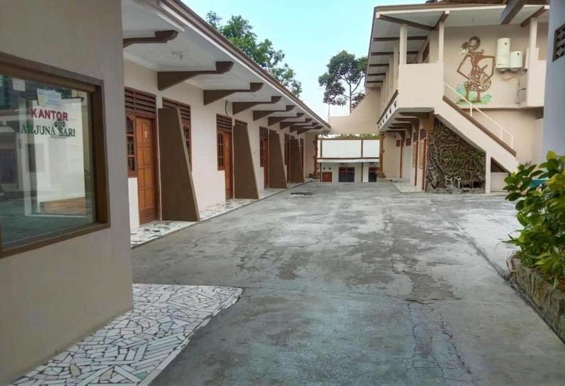 Pansiyon Arjuna Sari Bandungan