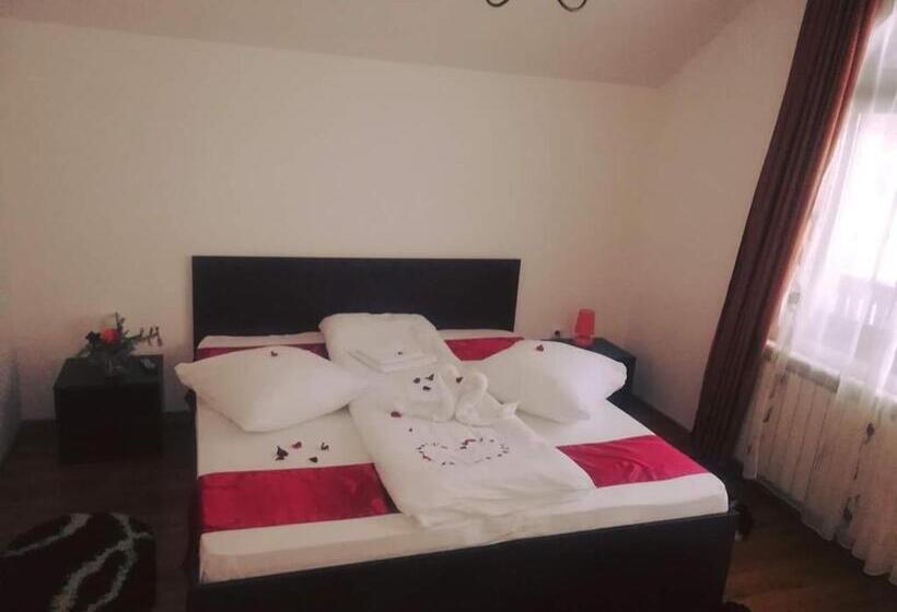 پانسیون Casa Lupascu