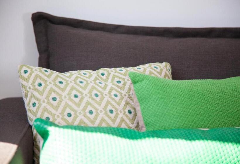 پانسیون Lukanda Arenal