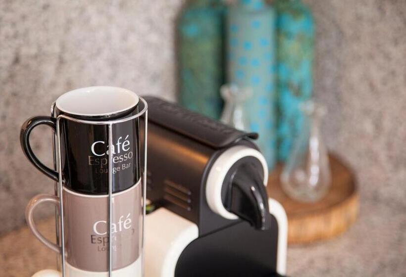 پانسیون Lukanda Arenal