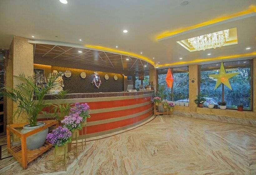 酒店 Mount Queens Hill Resort & Spa