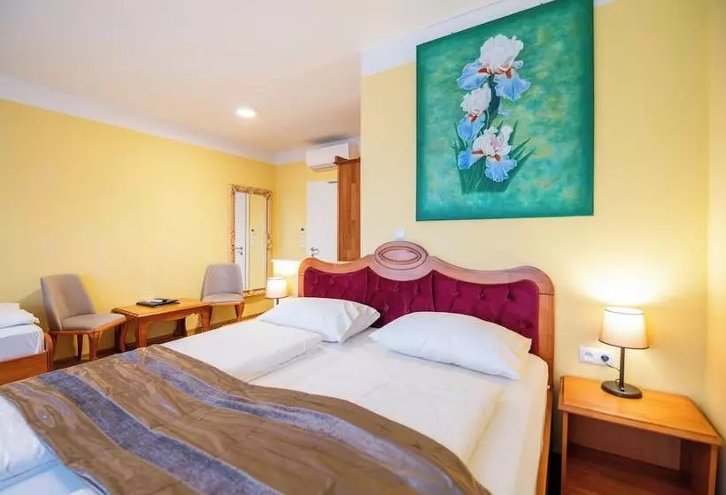 Vulkan Residenz Hotel   Self Check In