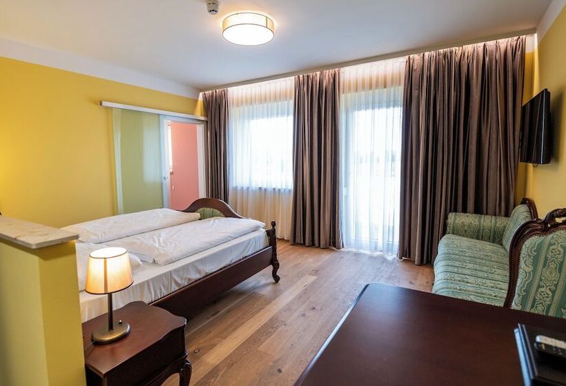 Vulkan Residenz Hotel   Self Check In