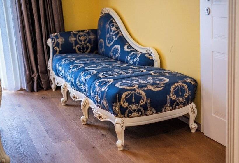 Vulkan Residenz Hotel   Self Check In