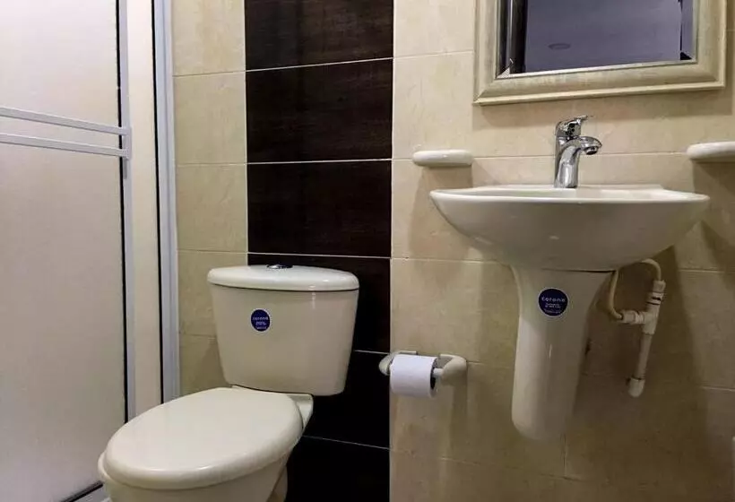 Retkeilymaja Villa Sarie Bay