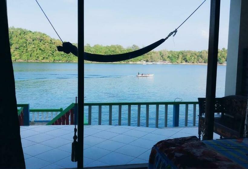 הוסטל Yulia Resort