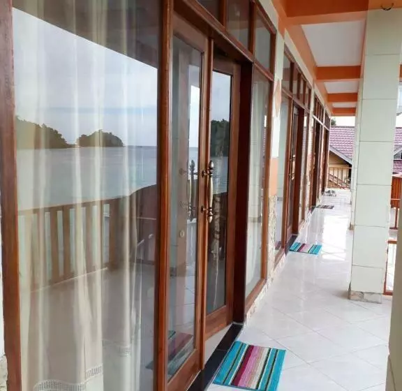 Retkeilymaja Yulia Resort