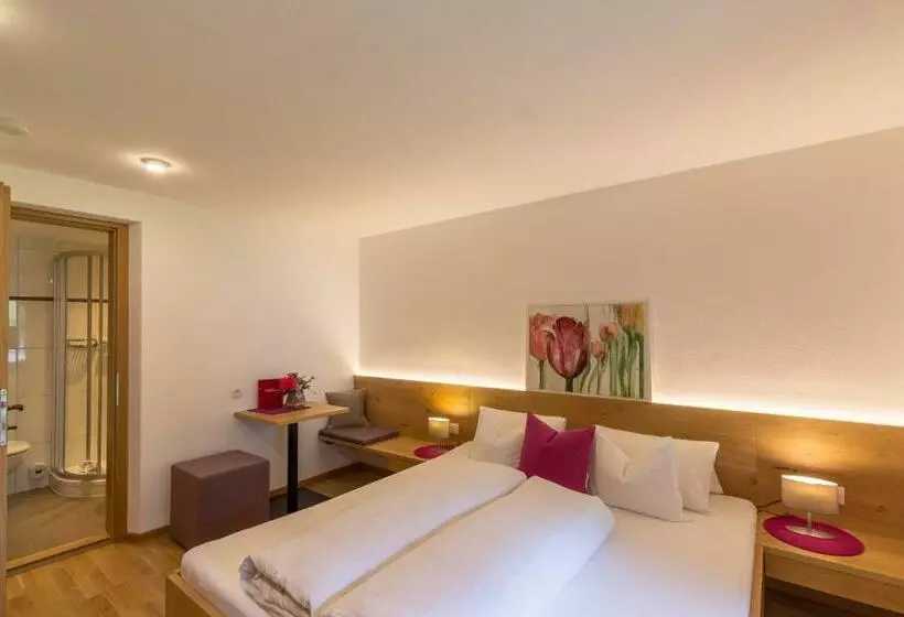 Aamiaismajoitus (B&B) Pension Christophorus Hotel Garni