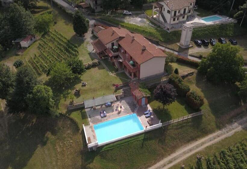 فندق Agriturismo Polla