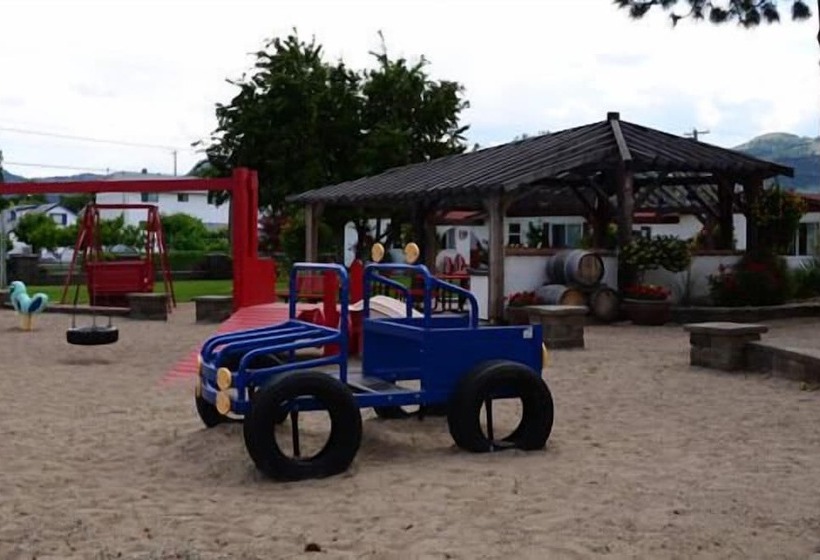 汽车旅馆 Sandy Beach Suites