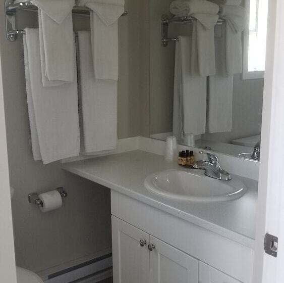 汽车旅馆 Sandy Beach Suites