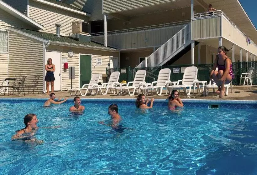 Motelli Sierra Sands Family Lodge