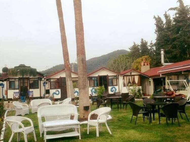 پانسیون Blu Brezza Marine