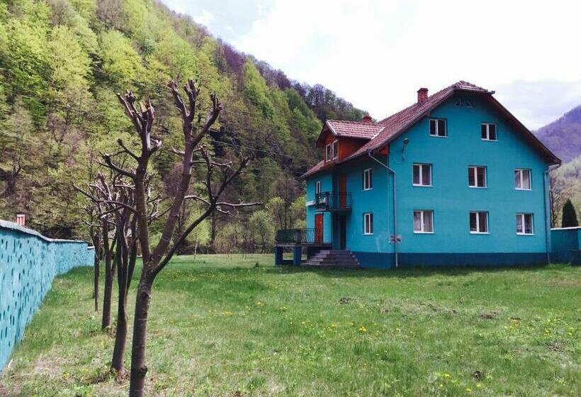 ペンション Casa Verde