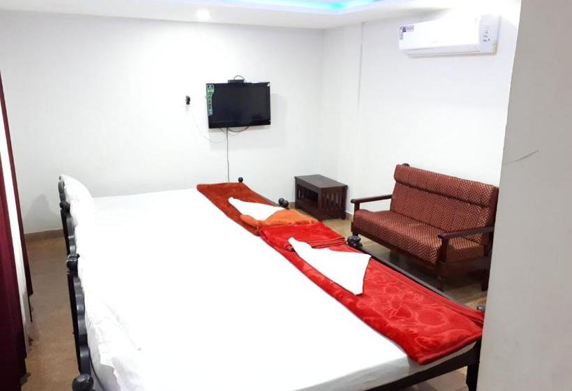 פנסיון Deluxe Residency