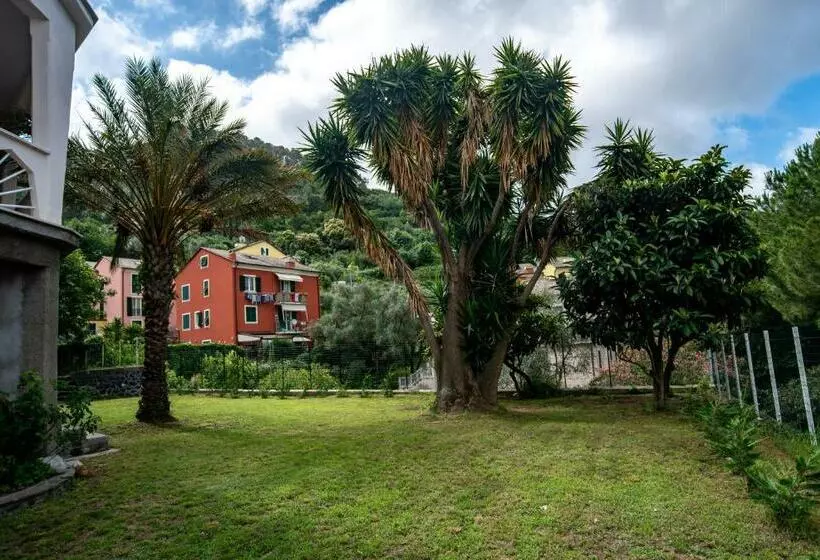 پانسیون Villa Mori