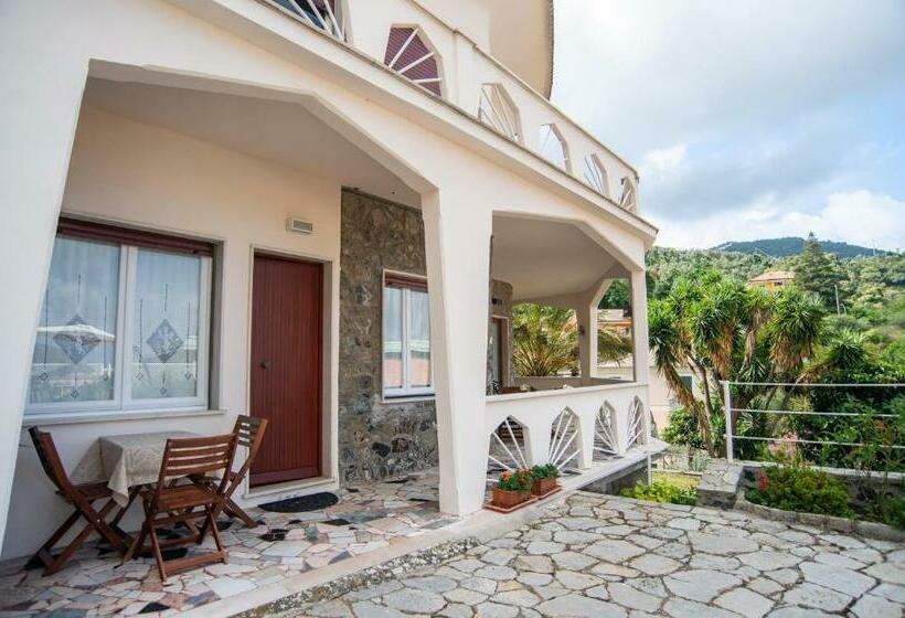 بنسيون Villa Mori