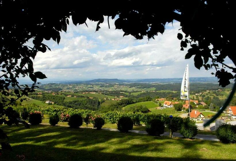 بنسيون Weingut Lambauer