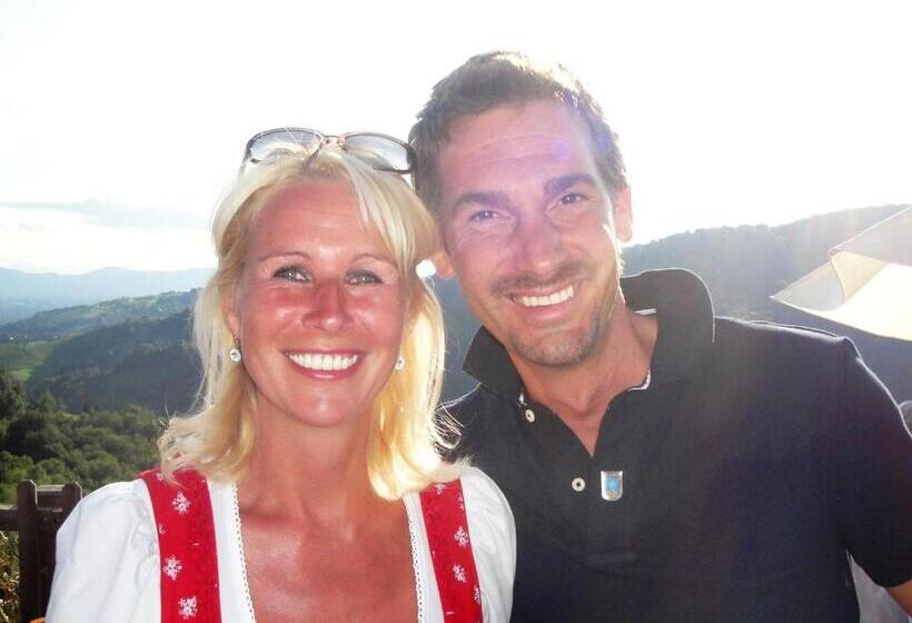 بنسيون Weingut Lambauer