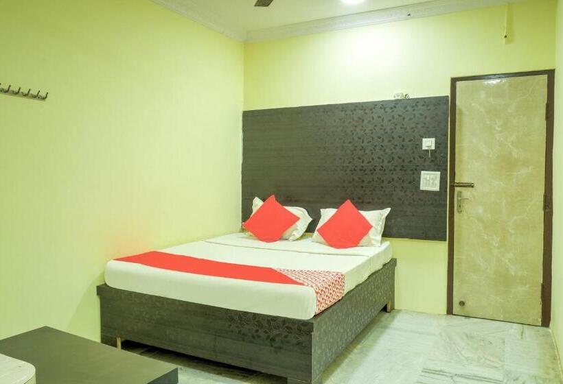 Spot On Hotel Msr Grand