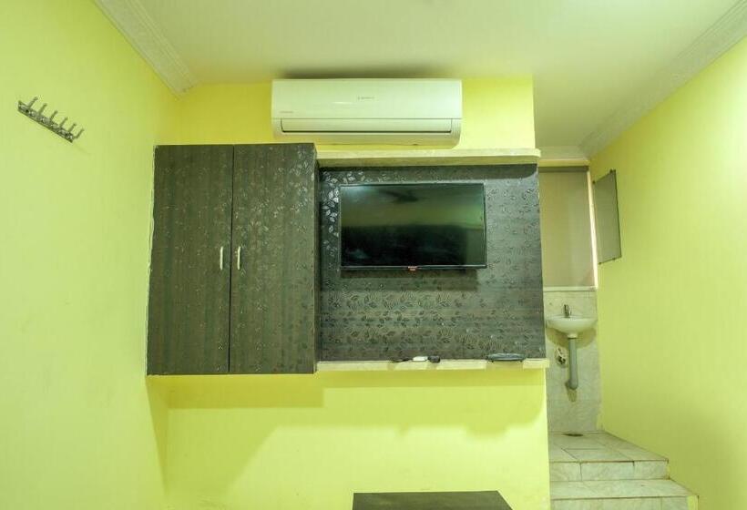 Spot On Hotel Msr Grand