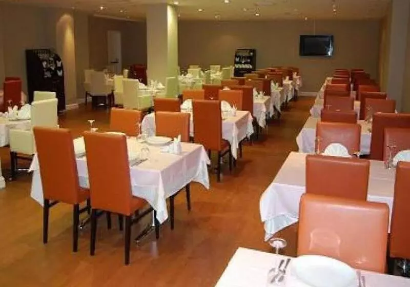 Golden Hill Otel