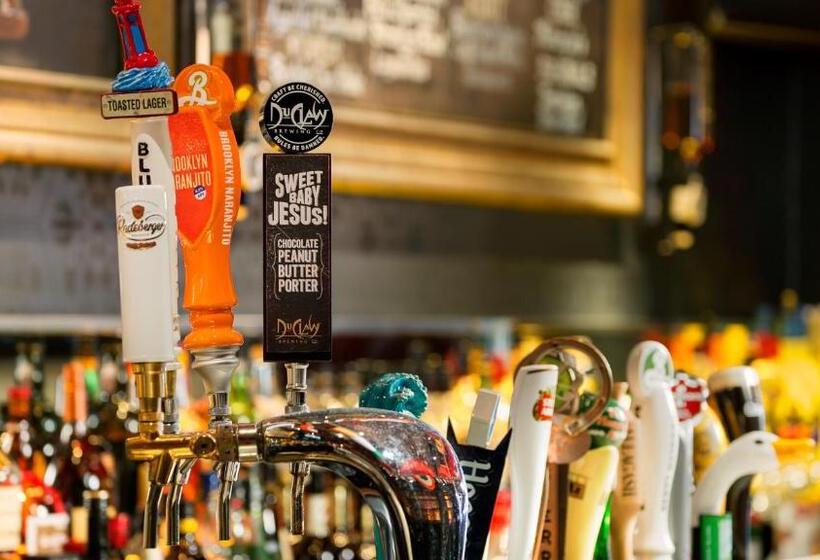 酒店 Aura Times Square