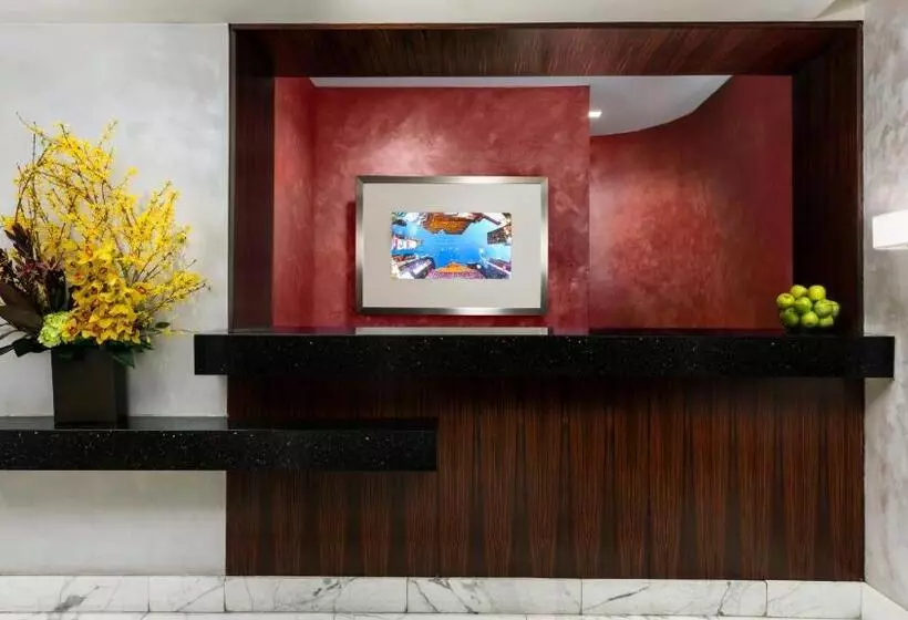 호텔 Aura Times Square