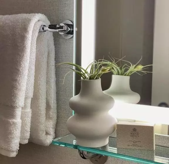 호텔 Aura Times Square