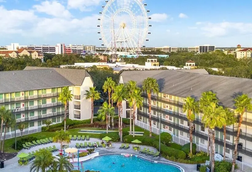 هتل Avanti International Resort
