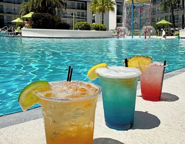 هتل Avanti International Resort