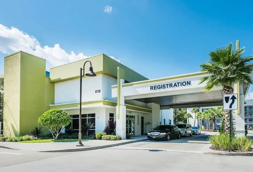هتل Avanti International Resort