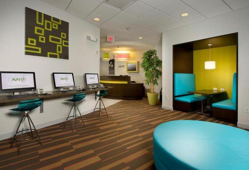 فندق Avanti International Resort