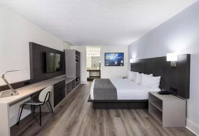 هتل Avanti International Resort