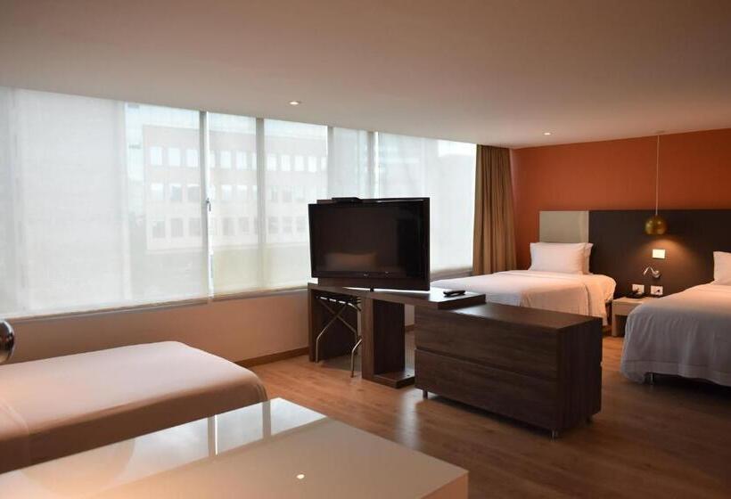 בית מלון כפרי Holiday Inn Express & Suites Medellin, An Ihg