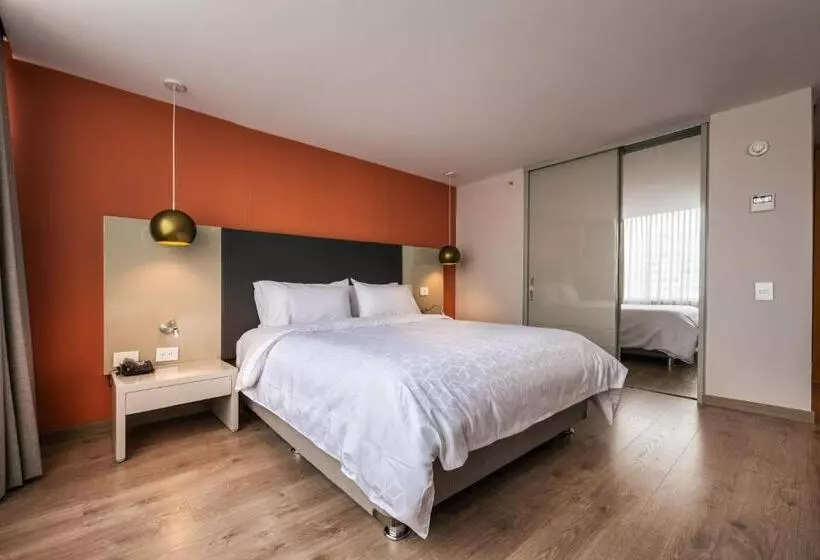 בית מלון כפרי Holiday Inn Express & Suites Medellin, An Ihg