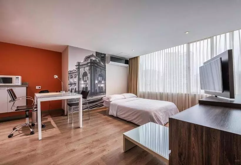 בית מלון כפרי Holiday Inn Express & Suites Medellin, An Ihg