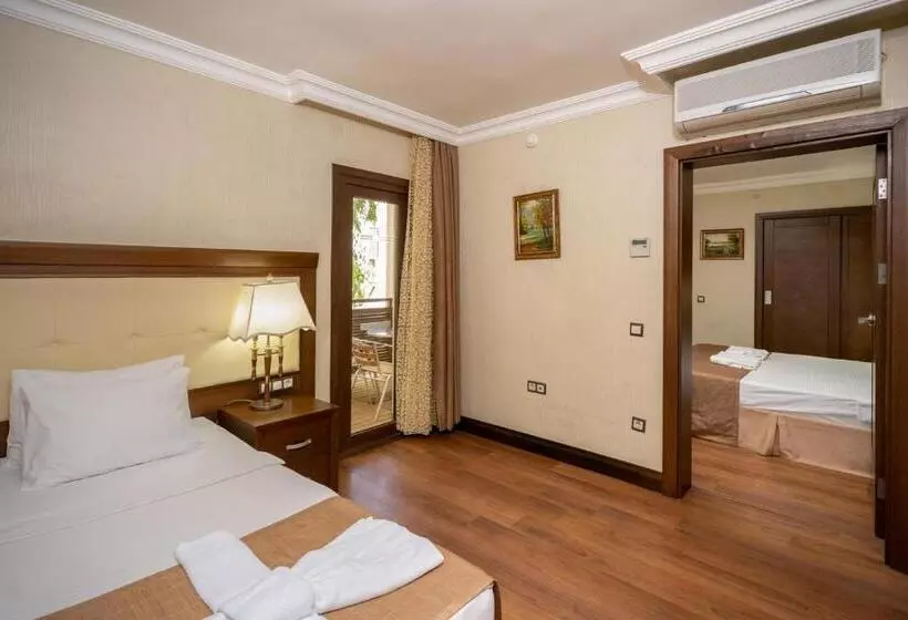 호텔 Latanya Park Resort