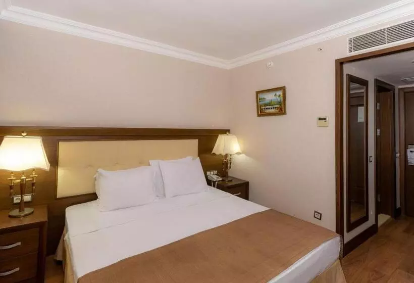 호텔 Latanya Park Resort