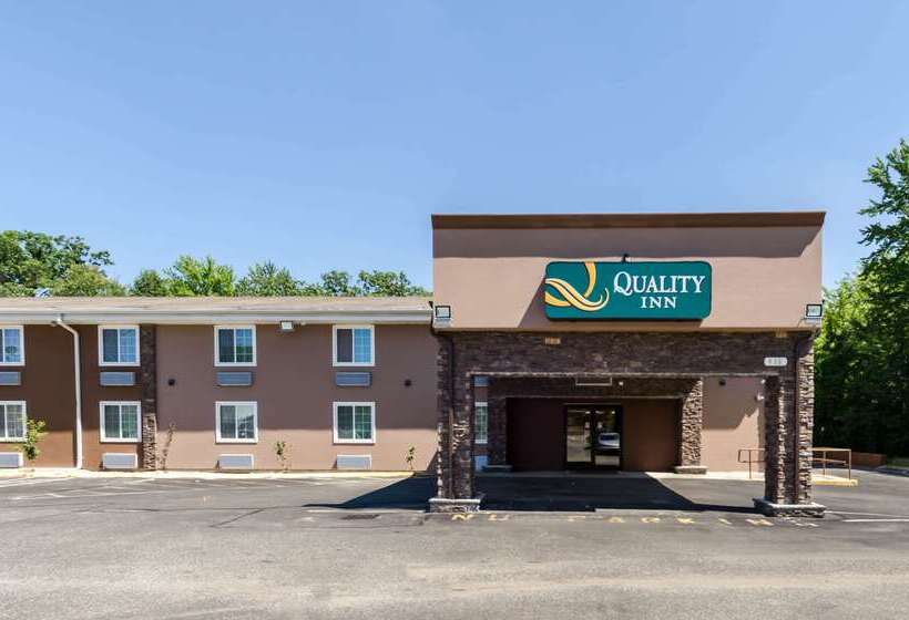 ホテル Quality Inn Chicopeespringfield