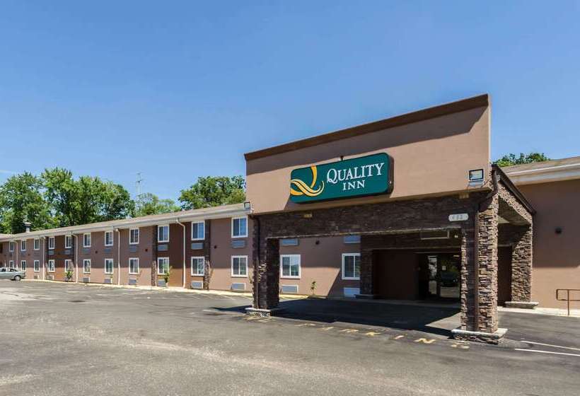 ホテル Quality Inn Chicopeespringfield