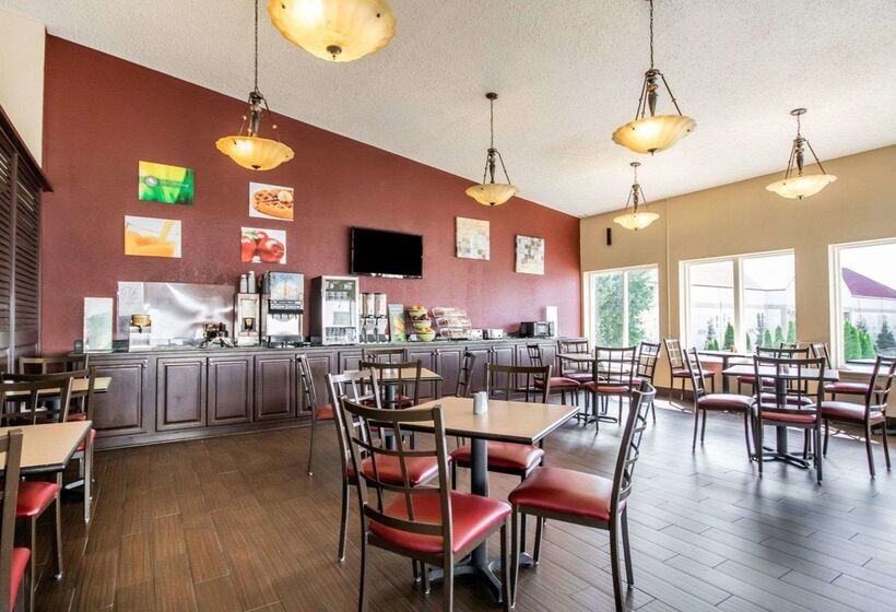 בית מלון כפרי Quality Inn & Suites